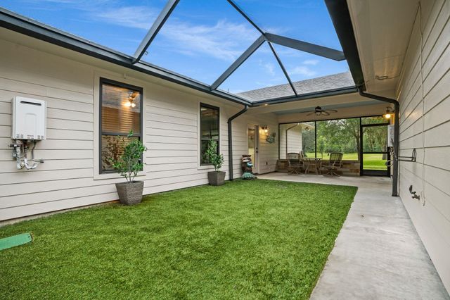 1114 Star Ridge Road, Weimar, TX 78962