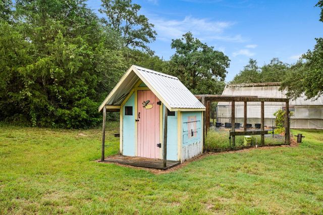 1114 Star Ridge Road, Weimar, TX 78962