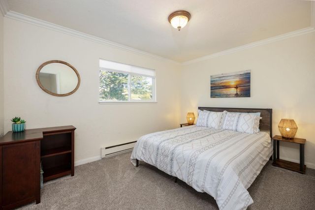 1790 Sunshine Valley Road, Moss Beach, CA 94038