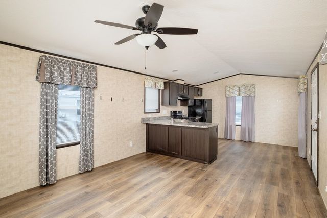 34 Pineland Park Road, Milton, NH 03851