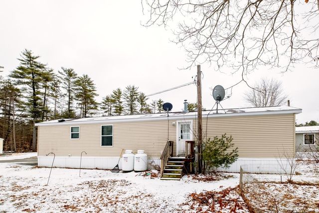 34 Pineland Park Road, Milton, NH 03851