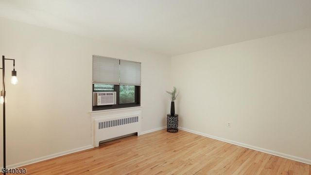 37 Sandra Circle 4, Westfield Town, NJ 07090