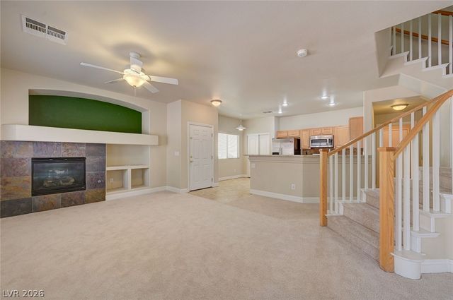 8744 Traveling Breeze Avenue 102, Las Vegas, NV 89178