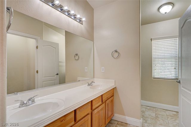8744 Traveling Breeze Avenue 102, Las Vegas, NV 89178