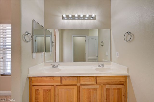 8744 Traveling Breeze Avenue 102, Las Vegas, NV 89178