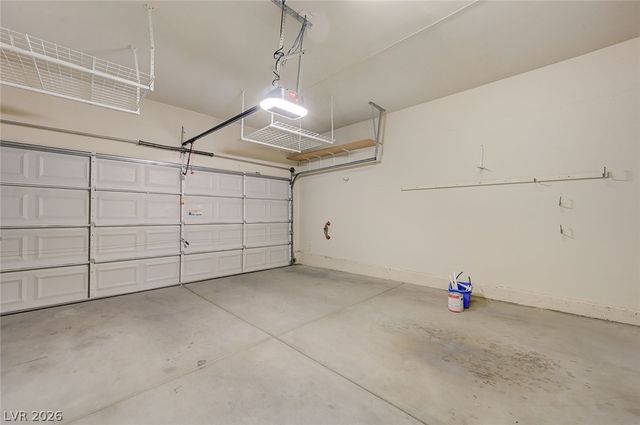 8744 Traveling Breeze Avenue 102, Las Vegas, NV 89178