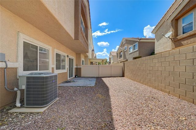 8744 Traveling Breeze Avenue 102, Las Vegas, NV 89178