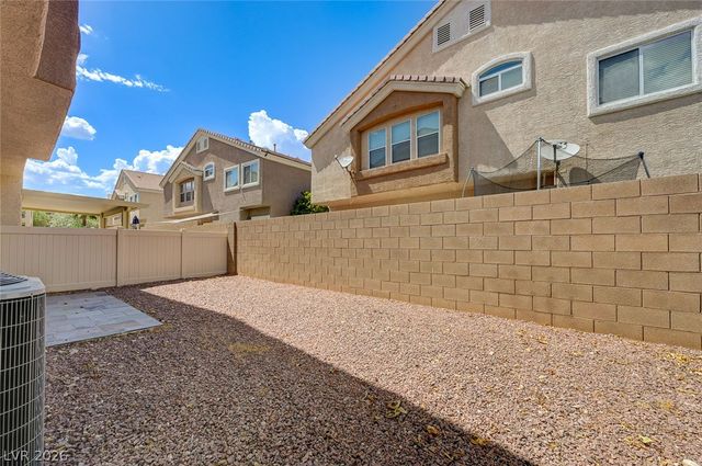 8744 Traveling Breeze Avenue 102, Las Vegas, NV 89178