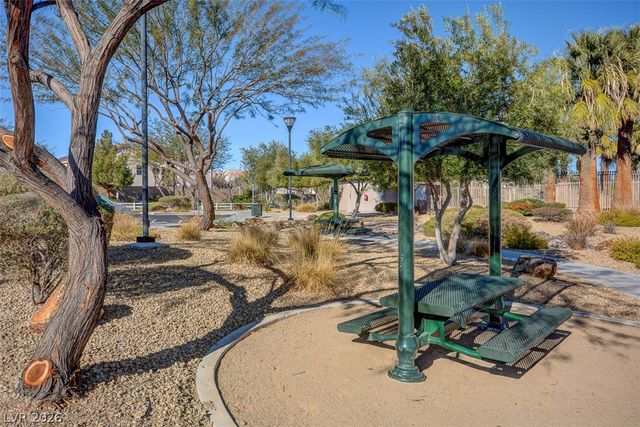 8744 Traveling Breeze Avenue 102, Las Vegas, NV 89178