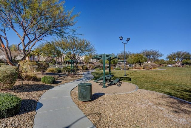 8744 Traveling Breeze Avenue 102, Las Vegas, NV 89178