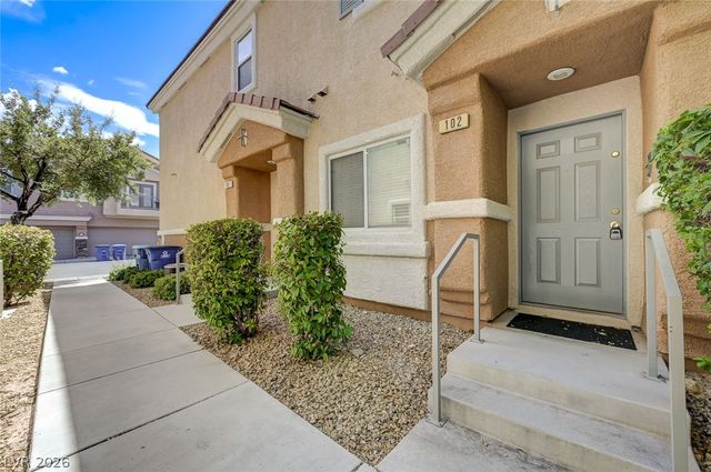 8744 Traveling Breeze Avenue 102, Las Vegas, NV 89178