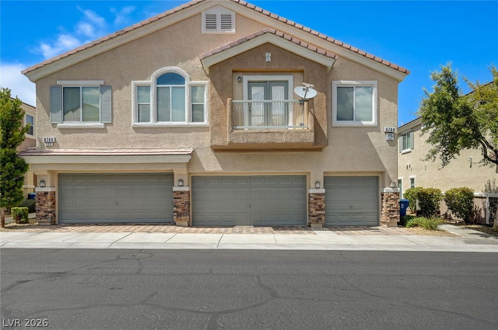 8744 Traveling Breeze Avenue 102, Las Vegas, NV 89178