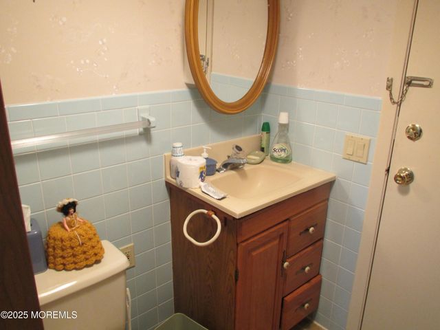 9A Ardsley Avenue 64, Whiting, NJ 08759