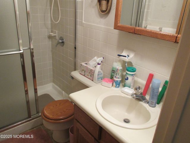 9A Ardsley Avenue 64, Whiting, NJ 08759