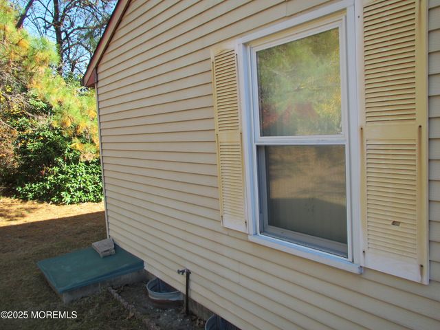 9A Ardsley Avenue 64, Whiting, NJ 08759