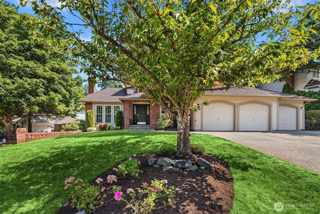 4718 191st Place NE, Sammamish, WA 98074