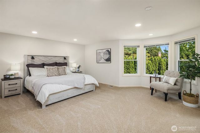 4718 191st Place NE, Sammamish, WA 98074