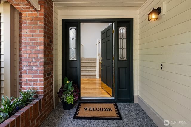 4718 191st Place NE, Sammamish, WA 98074