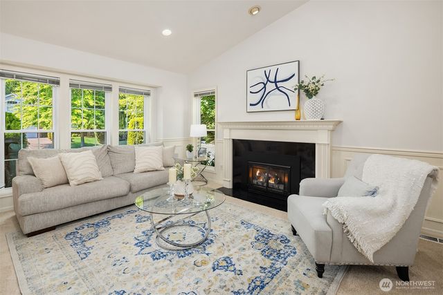 4718 191st Place NE, Sammamish, WA 98074