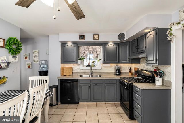 68 MADISON AVE, Hamilton, NJ 08619