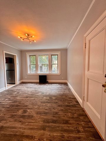 20 Chestnut St 103, Malden, MA 02148