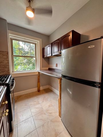 20 Chestnut St 103, Malden, MA 02148