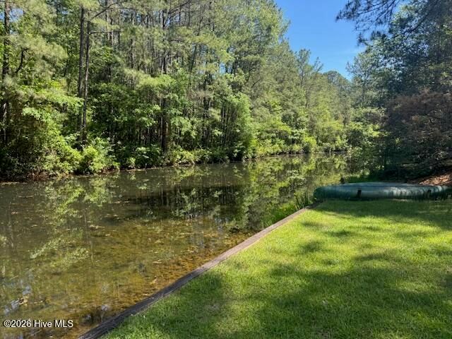 50 Shadow Lane, Whispering Pines, NC 28327