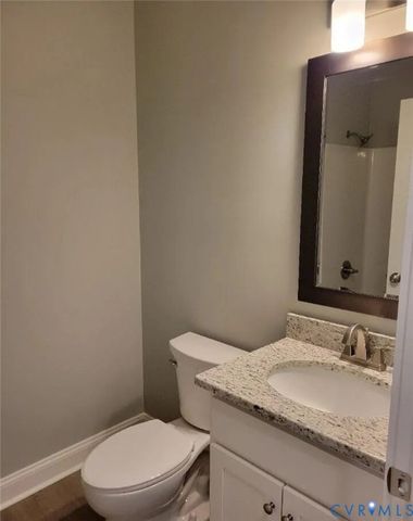 207 Slagles Lake Rd, Emporia, VA 23847