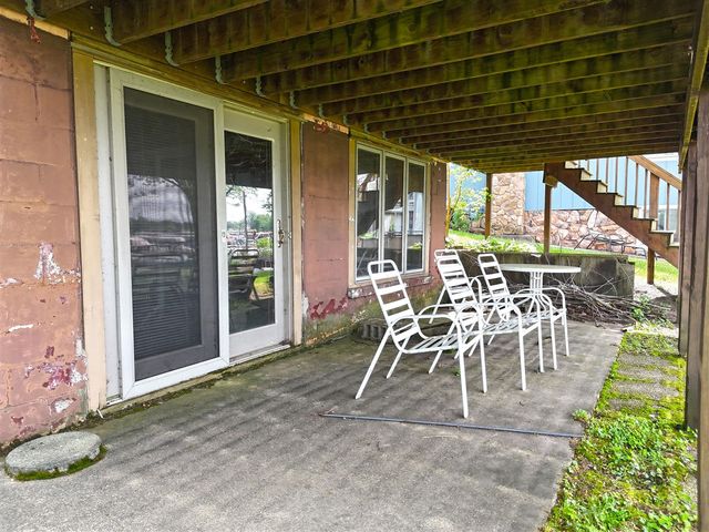 31050 Curran Beach, Dowagiac, MI 49047