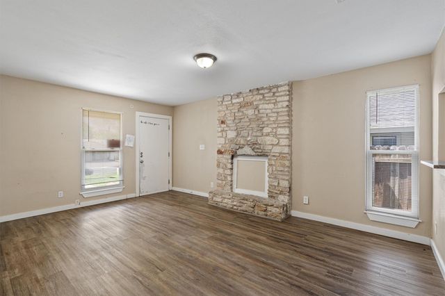 900 Fieldwood DR, Austin, TX 78758