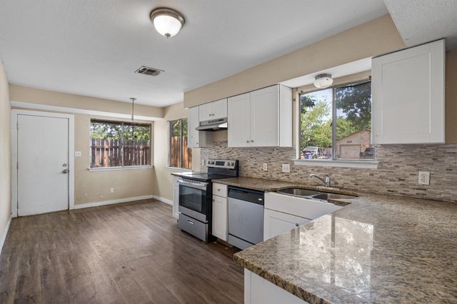 900 Fieldwood DR, Austin, TX 78758