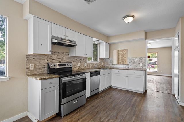 900 Fieldwood DR, Austin, TX 78758