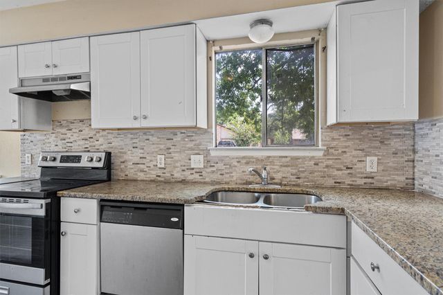 900 Fieldwood DR, Austin, TX 78758