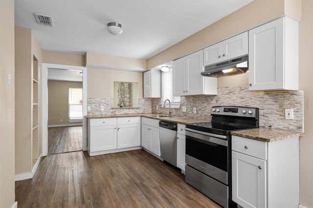 900 Fieldwood DR, Austin, TX 78758