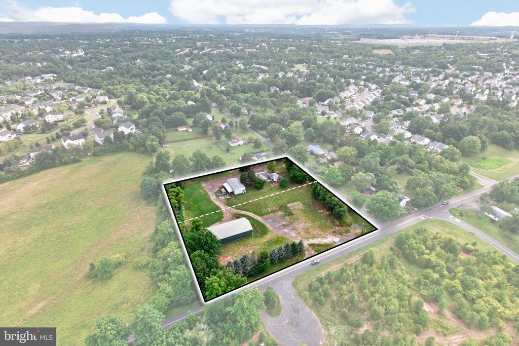 2114 STORE RD #, SKIPPACK TWP, PA 19438 — exterior