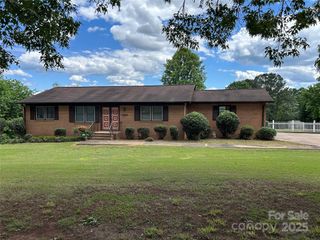 336 Bridges Road, Blacksburg, SC 29702