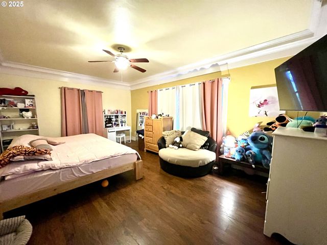 385 Se TOWNSHIP Rd, Canby, OR 97013