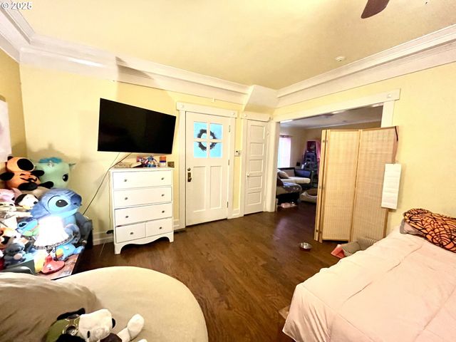 385 Se TOWNSHIP Rd, Canby, OR 97013