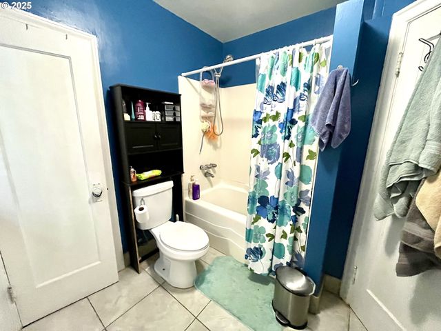 385 Se TOWNSHIP Rd, Canby, OR 97013