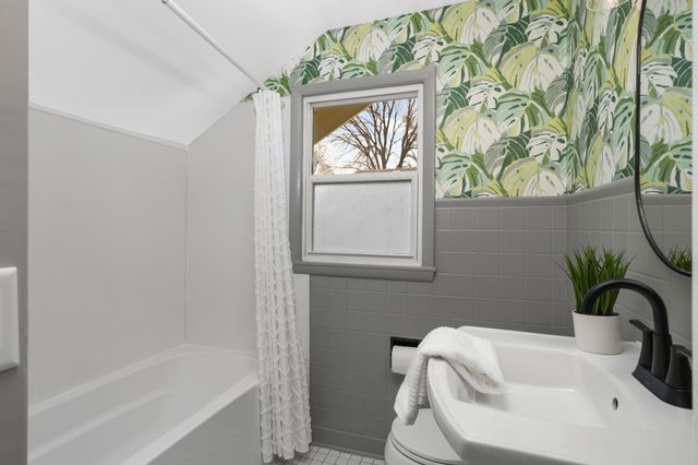 4721 2nd Avenue S, Minneapolis, MN 55419