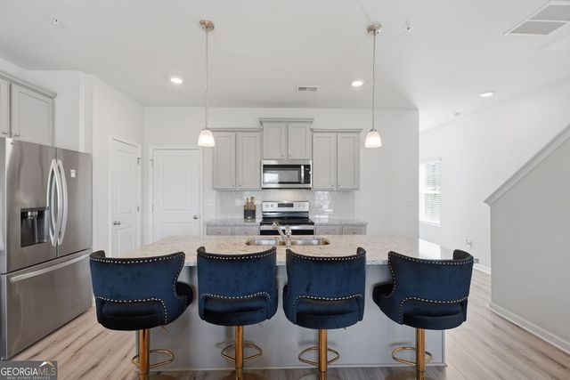 2150 Dougherty Place, Hampton, GA 30228