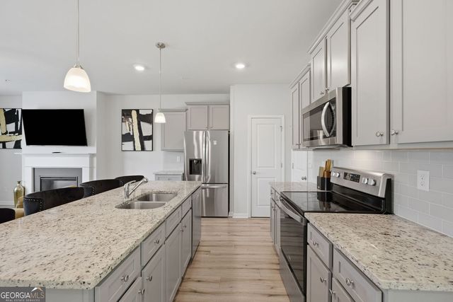 2150 Dougherty Place, Hampton, GA 30228