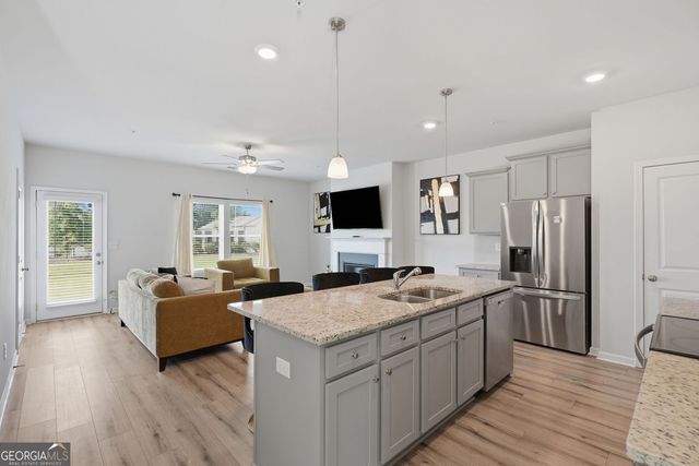 2150 Dougherty Place, Hampton, GA 30228