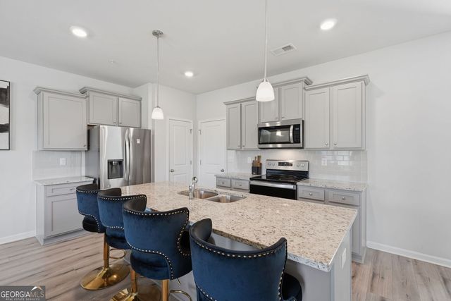 2150 Dougherty Place, Hampton, GA 30228