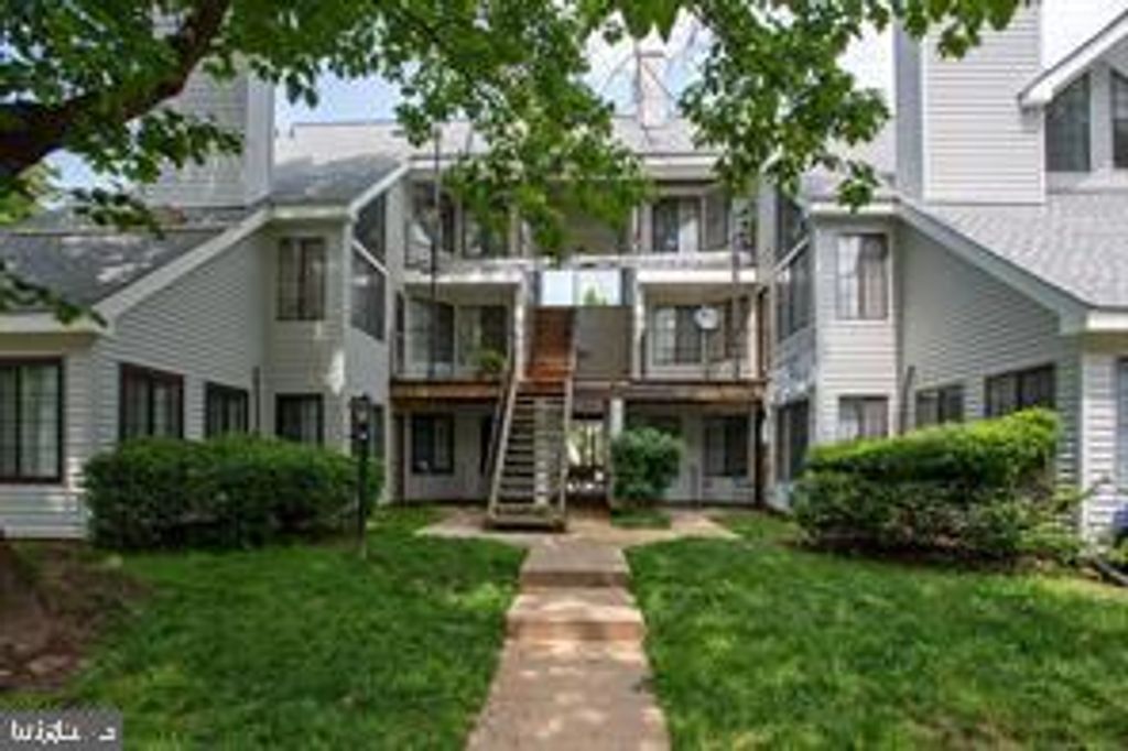 1611 CARRIAGE HOUSE TER #A, Silver Spring, MD 20904