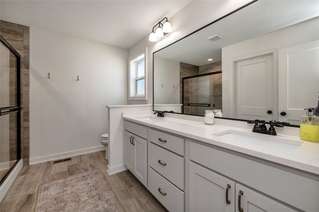 980 Daybreak Drive, Waukee, IA 50263