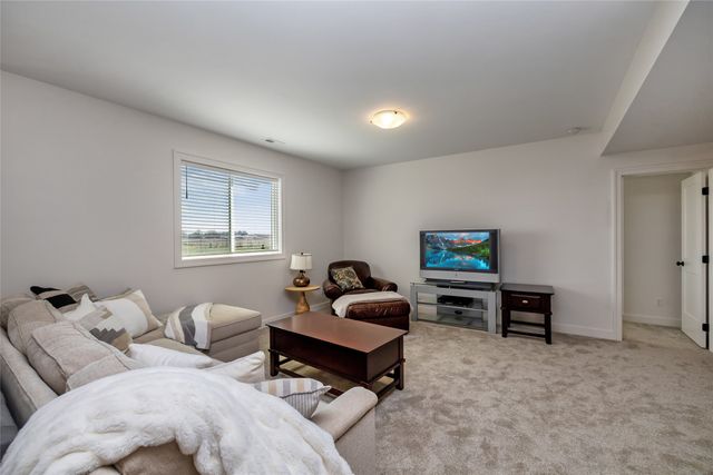 980 Daybreak Drive, Waukee, IA 50263