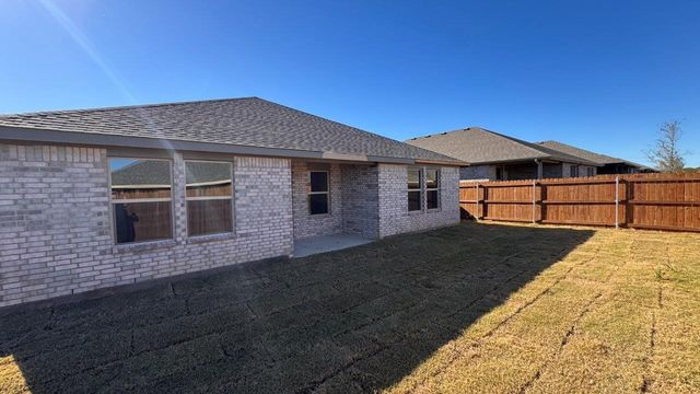 524 CRESTRIDGE Drive N, Cleburne, TX 76033