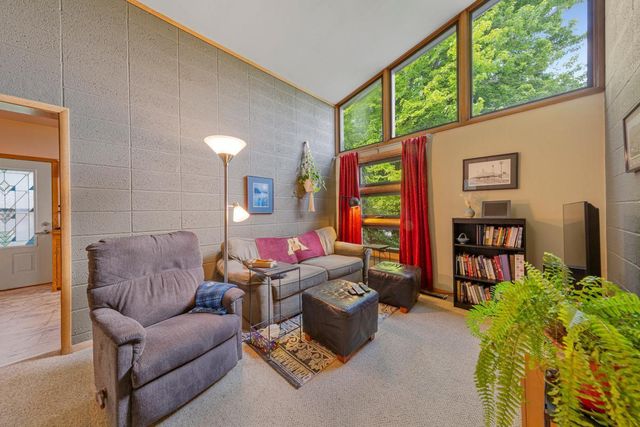 360 Thomas Avenue, Owatonna, MN 55060