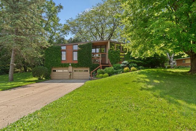 360 Thomas Avenue, Owatonna, MN 55060